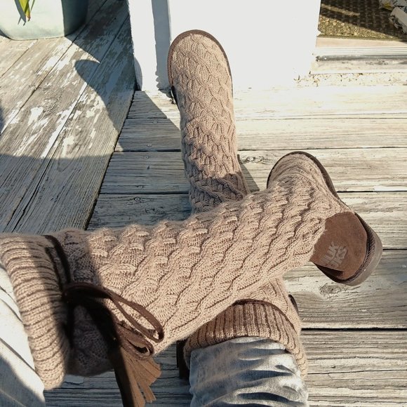 Muk Luks Shoes - New Winter MUK LUCKS Knee-High Light Brown Knit Boots - Size 9
